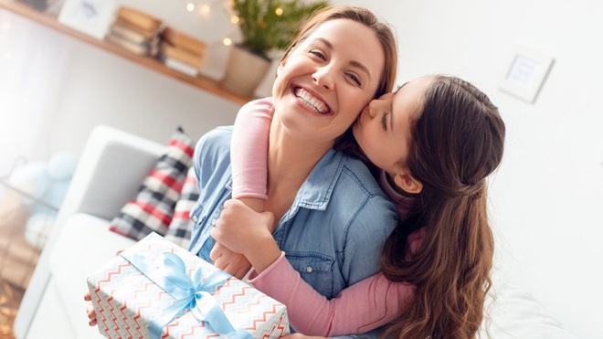 Offrir un cadeau à sa maman pour la fête des mères