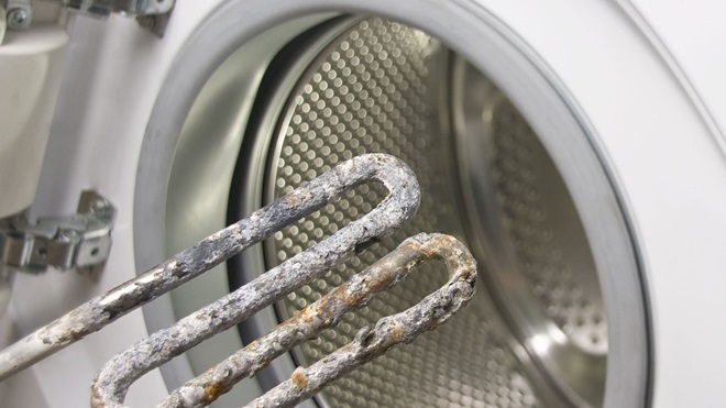Calcaire sur la résistance d'une machine à laver