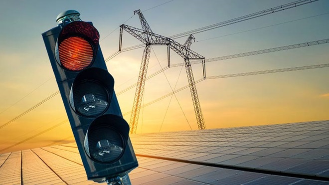 Décrochage des installations photovoltaïques : les prosumers empêchés d'injecter leur électricité sur le réseau.