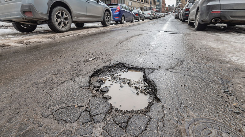 trou chaussee degats vehicule 