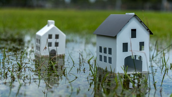 maisons touchées par des intempéries