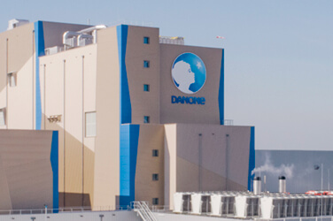 Faut-il investir en Bourse dans l’action du groupe Danone qui a cédé sa première place en France à Lactalis ?