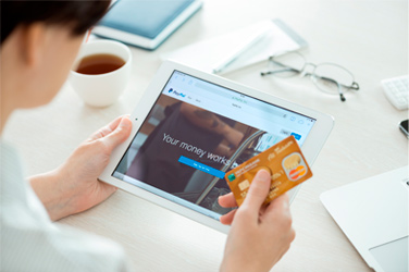 Faut-il investir en Bourse dans l’action de la plateforme de paiement PayPal qui cherche à redresser sa rentabilité ?